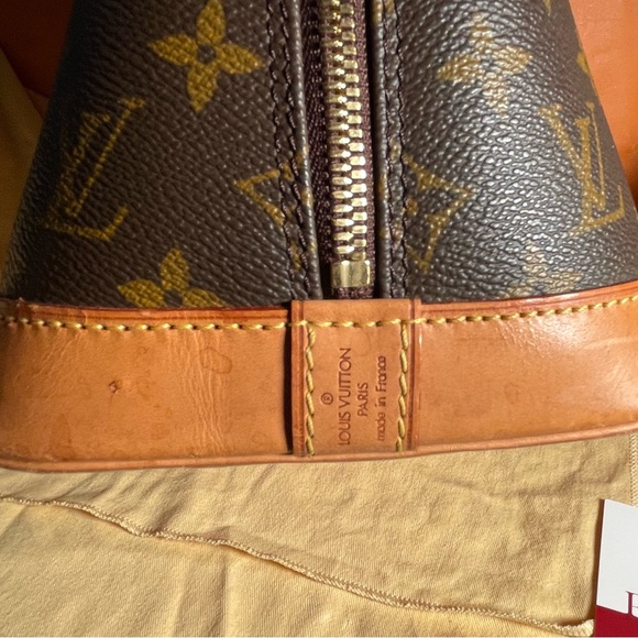 🔥Louis Vuitton Alma with Shopping Bag, Dustbag and PM Authentication! - Picture 3 of 16
